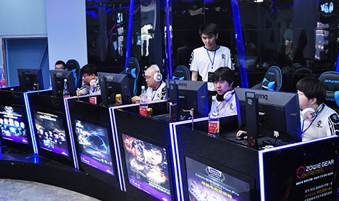 比赛一开始 比赛一开始