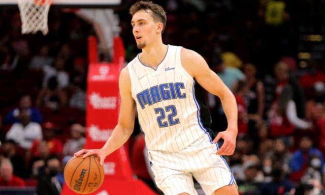 例如在季後 例如在季後