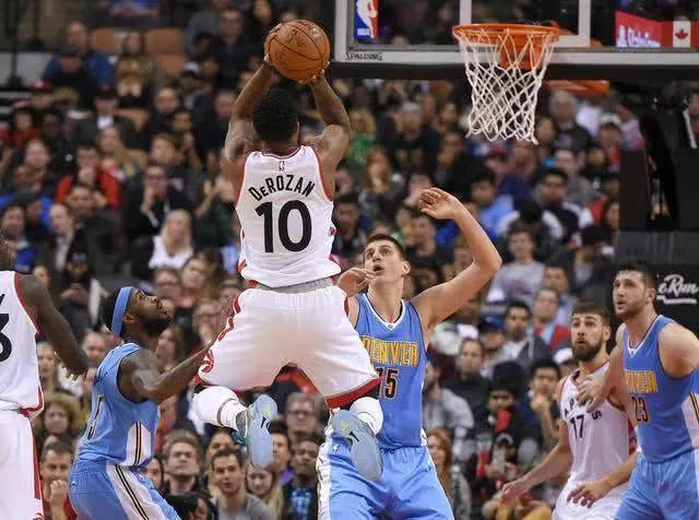 国队的交锋 国队的交锋