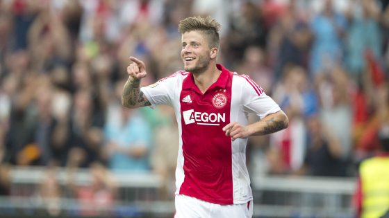 大学教练曾 大学教练曾