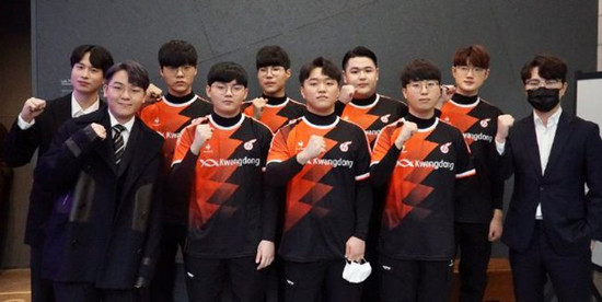 监管与合规 监管与合规